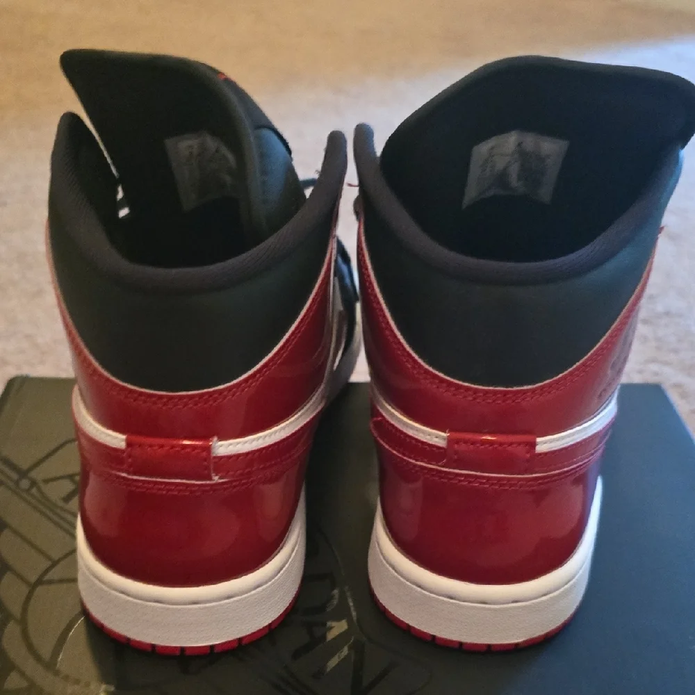 Nike Air Jordan 1 Mid Men's Shoe - White/Black/Red